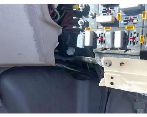 STERLING L9500 SERIES Dash Assembly