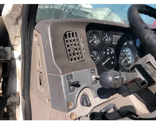 STERLING L9500 SERIES Dash Assembly
