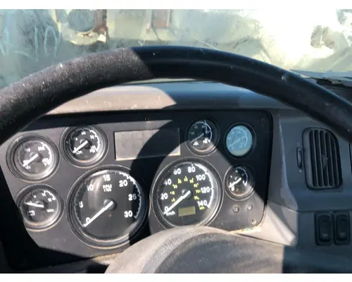 STERLING L9500 SERIES Dash Assembly