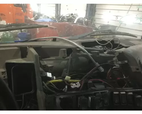 STERLING L9500 SERIES Dash Assembly