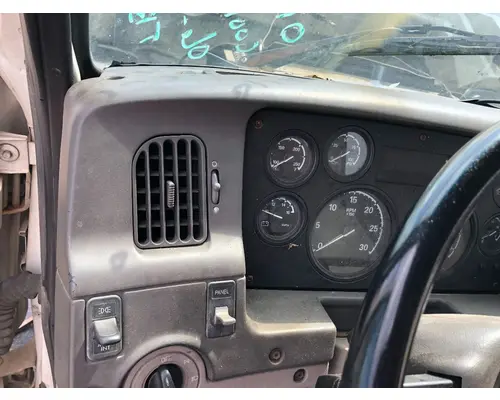 STERLING L9500 SERIES Dash Assembly