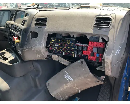 STERLING L9500 SERIES Dash Assembly