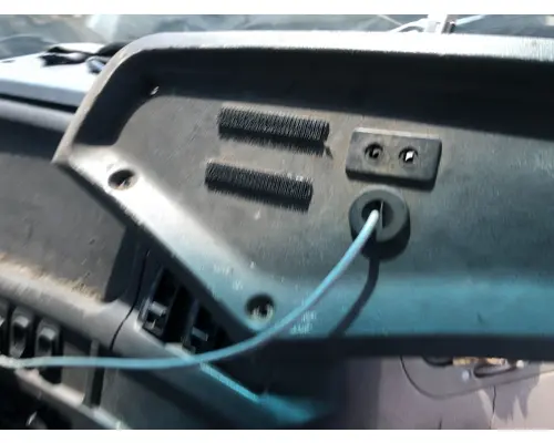 STERLING L9500 SERIES Dash Assembly