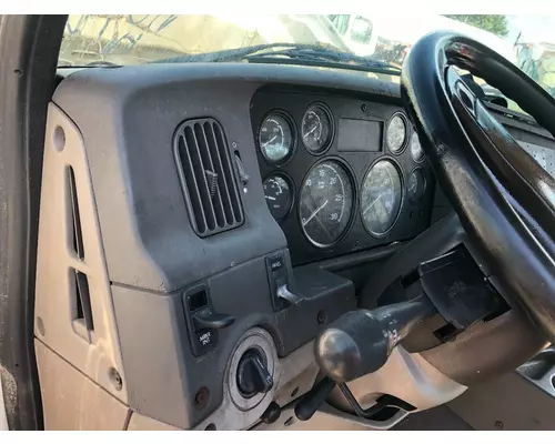 STERLING L9500 SERIES Dash Assembly