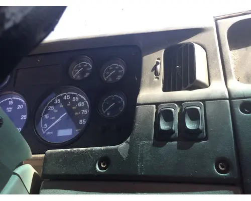 STERLING L9500 SERIES Dash Assembly