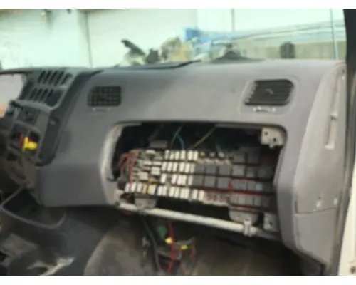STERLING L9500 SERIES Dash Assembly