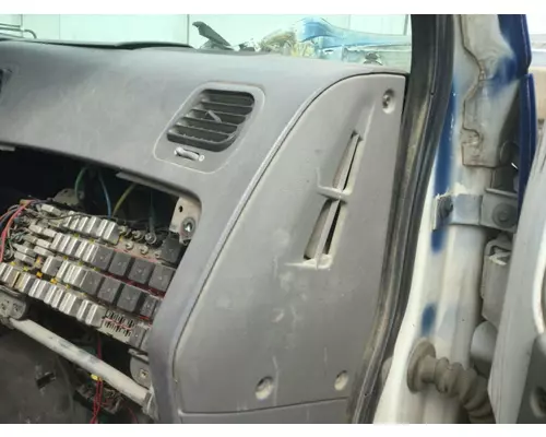 STERLING L9500 SERIES Dash Assembly