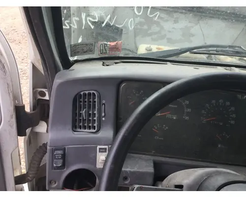 STERLING L9500 SERIES Dash Assembly