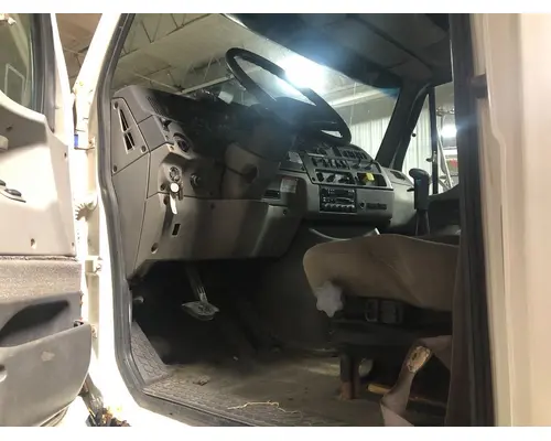 STERLING L9500 SERIES Dash Assembly