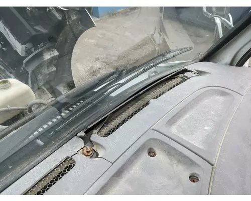 STERLING L9500 SERIES Dash Assembly