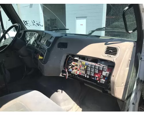 STERLING L9500 SERIES Dash Assembly