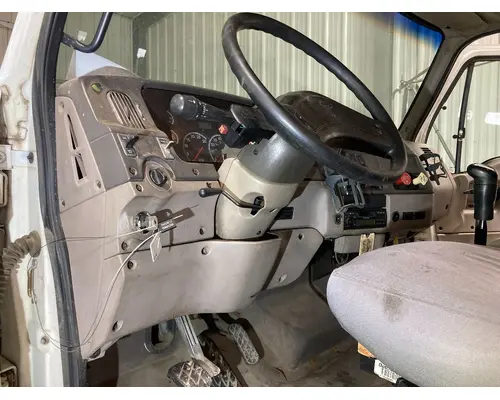 STERLING L9500 SERIES Dash Assembly