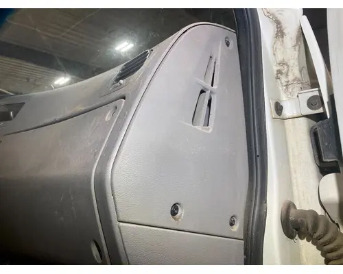 STERLING L9500 SERIES Dash Assembly