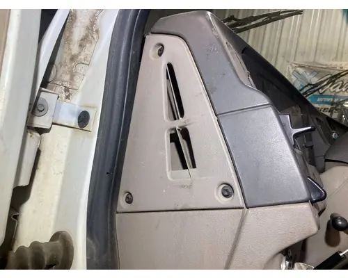 STERLING L9500 SERIES Dash Assembly