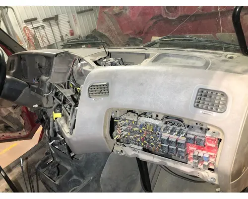 STERLING L9500 SERIES Dash Assembly