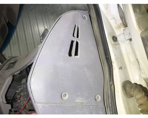 STERLING L9500 SERIES Dash Assembly