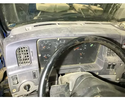 STERLING L9500 SERIES Dash Assembly