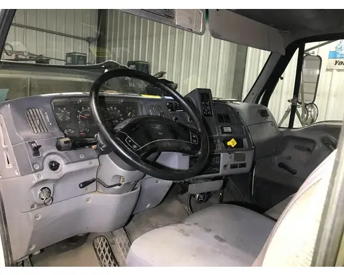 STERLING L9500 SERIES Dash Assembly