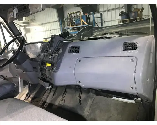 STERLING L9500 SERIES Dash Assembly