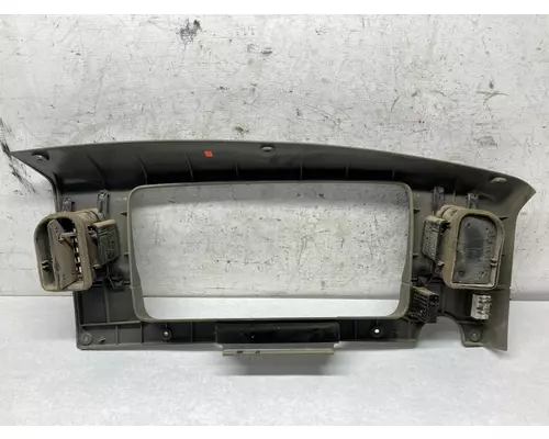 STERLING L9500 SERIES Dash Assembly
