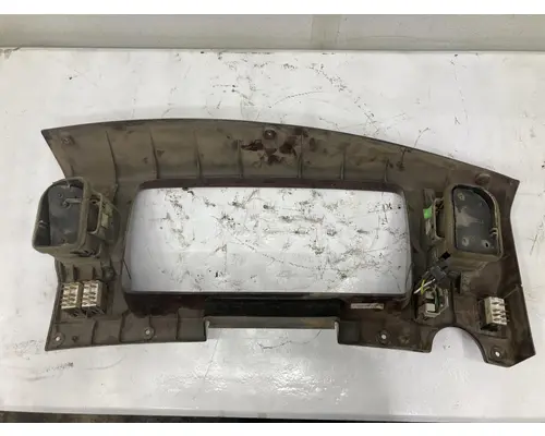 STERLING L9500 SERIES Dash Assembly