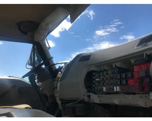 STERLING L9500 SERIES Dash Assembly