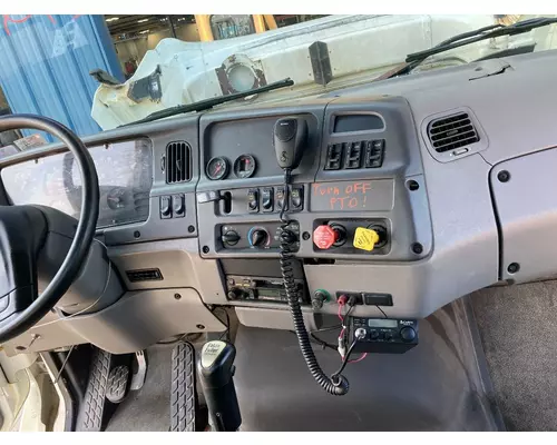 STERLING L9500 SERIES Dash Assembly