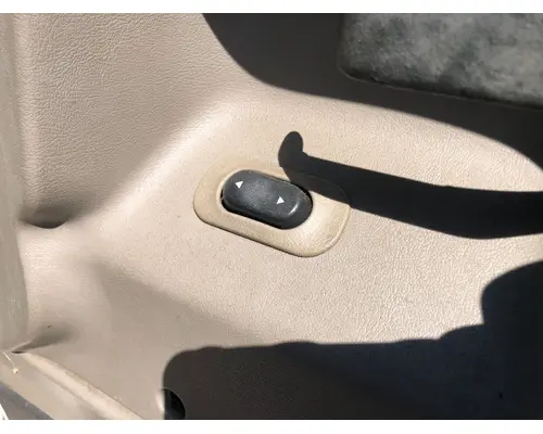 STERLING L9500 SERIES Door Assembly, Front