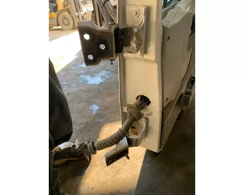 STERLING L9500 SERIES Door Assembly, Front