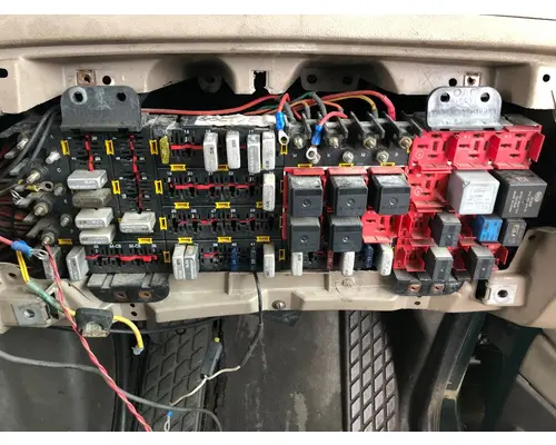 STERLING L9500 SERIES Electrical Misc. Parts