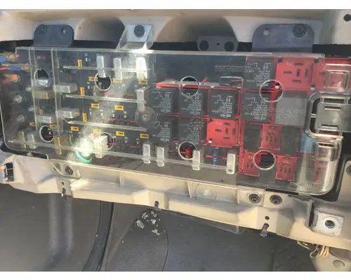 STERLING L9500 SERIES Electrical Misc. Parts