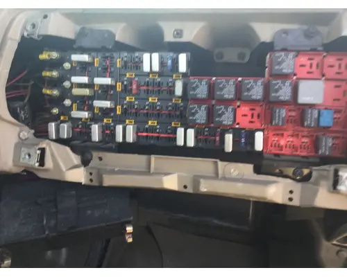 STERLING L9500 SERIES Electrical Misc. Parts