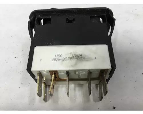 STERLING L9500 SERIES Electrical Misc. Parts