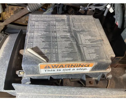 STERLING L9500 SERIES Electrical Misc. Parts