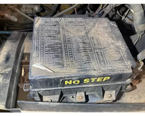 STERLING L9500 SERIES Electrical Misc. Parts