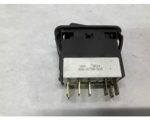 STERLING L9500 SERIES Electrical Misc. Parts