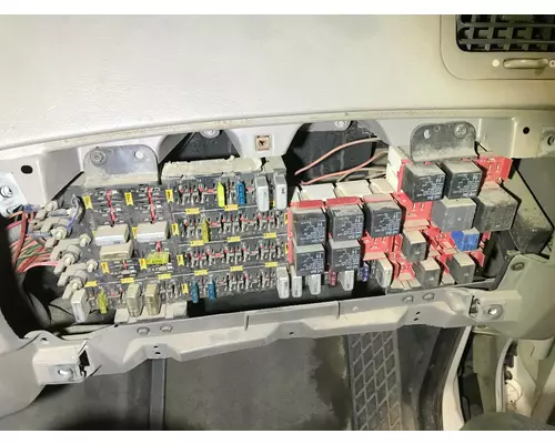 STERLING L9500 SERIES Electrical Misc. Parts