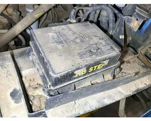 STERLING L9500 SERIES Electrical Misc. Parts