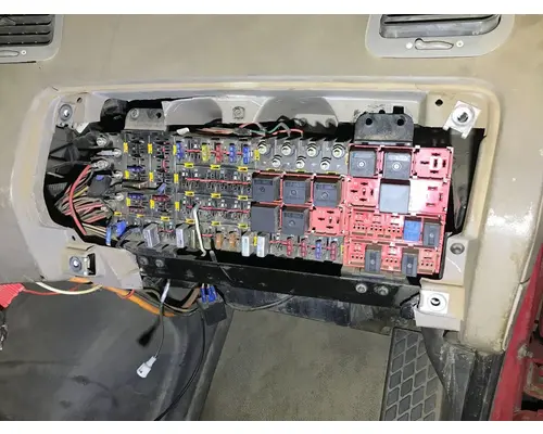 STERLING L9500 SERIES Electrical Misc. Parts