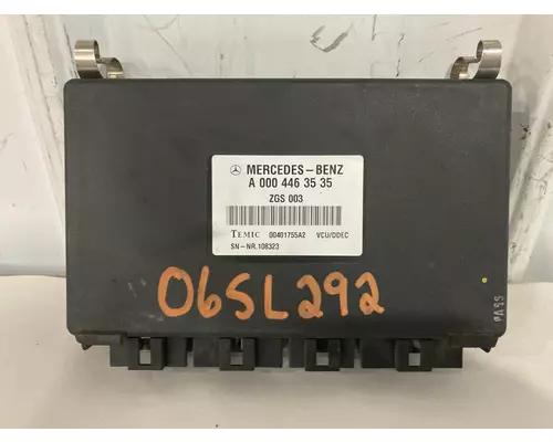 STERLING L9500 SERIES Electrical Misc. Parts