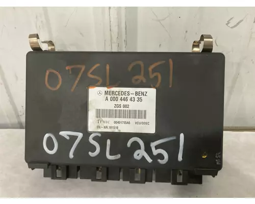 STERLING L9500 SERIES Electrical Misc. Parts