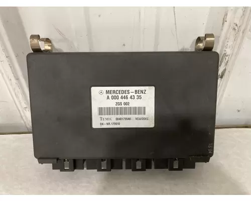 STERLING L9500 SERIES Electrical Misc. Parts