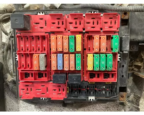 STERLING L9500 SERIES Electrical Misc. Parts