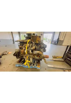 STERLING L9500 SERIES Engine Assembly