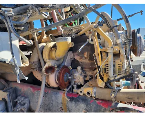 STERLING L9500 SERIES Engine Assembly