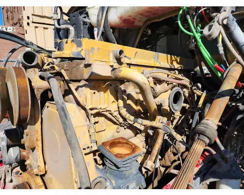 STERLING L9500 SERIES Engine Assembly