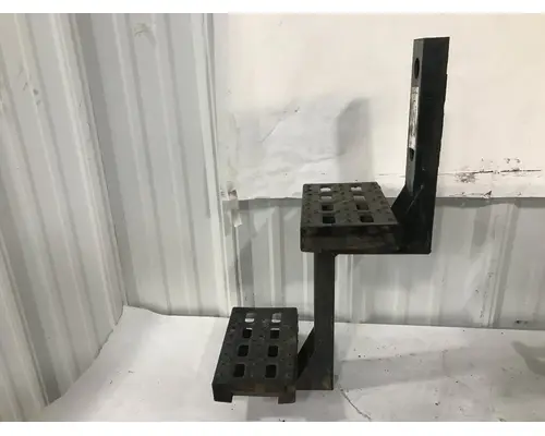 STERLING L9500 SERIES Engine Brackets, Misc.