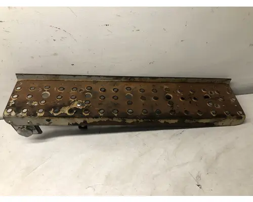 STERLING L9500 SERIES Engine Brackets, Misc.