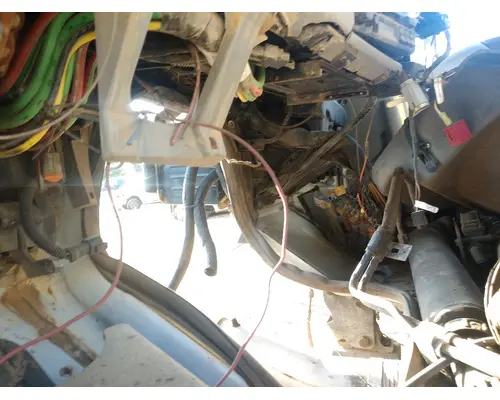 STERLING L9500 SERIES Engine Wiring Harness