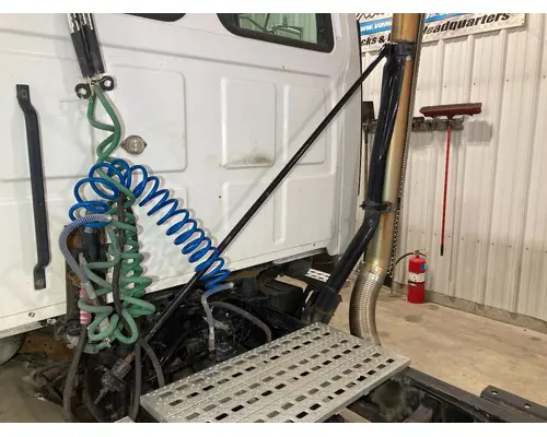 STERLING L9500 SERIES Exhaust Assembly